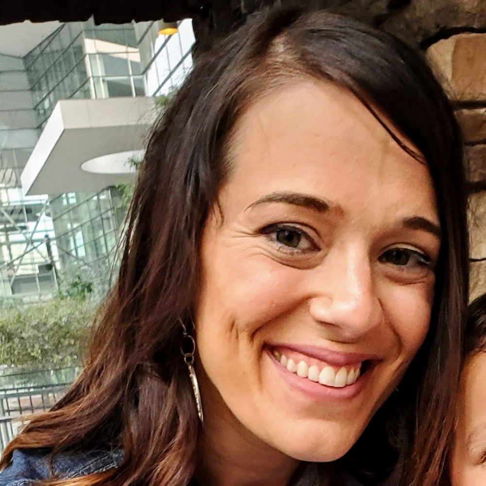 Meet your Posher, Casey